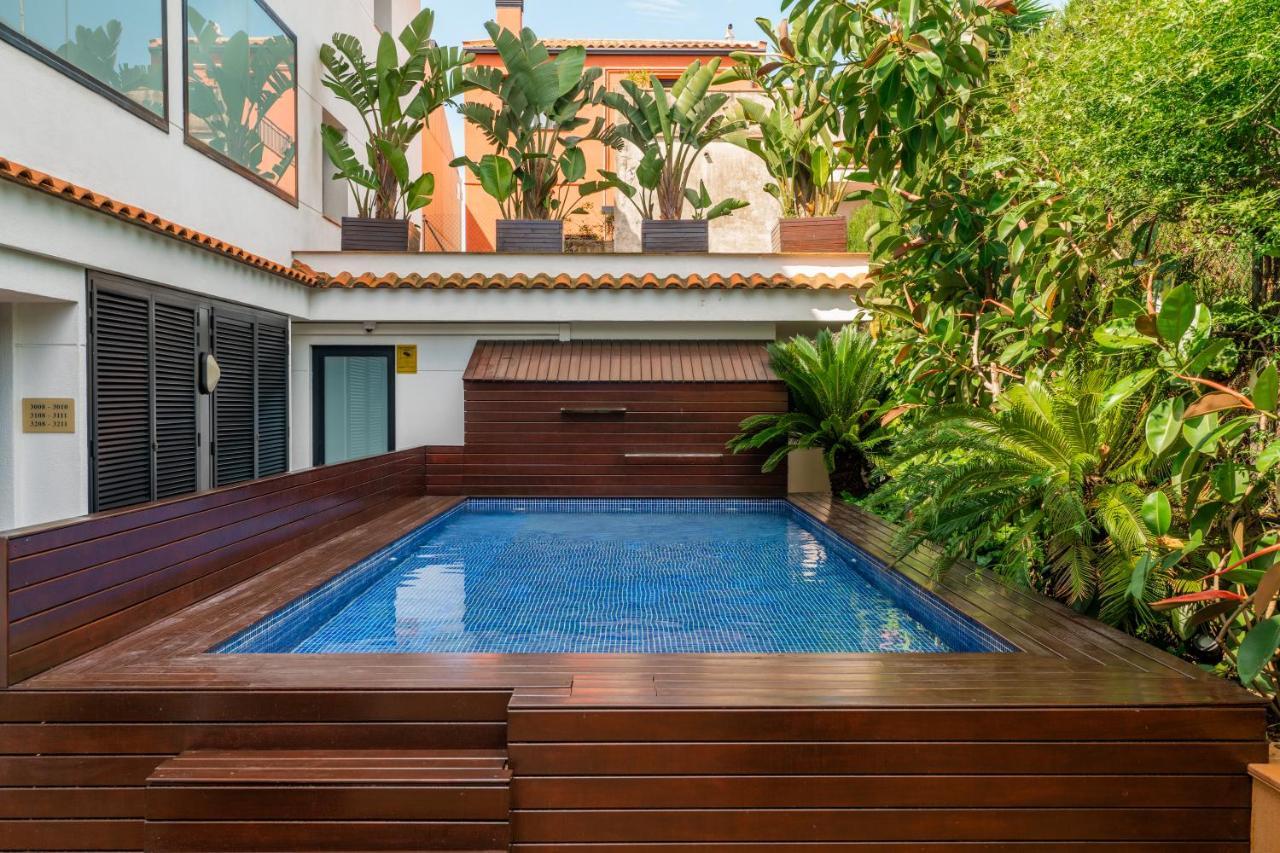 Beatrix 2000 Apartment Pineda de Mar Luaran gambar
